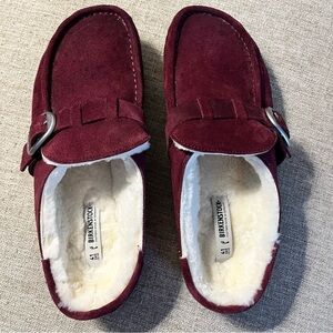New! Birkenstock Size 41-N Buckley Shearling Maroon Clogs Suede Mules. Comfort.